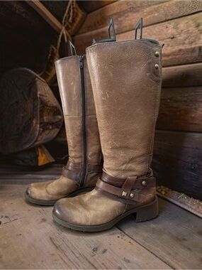 🌿 Earth Sequoia Tall Leather Boots Taupe 6.5